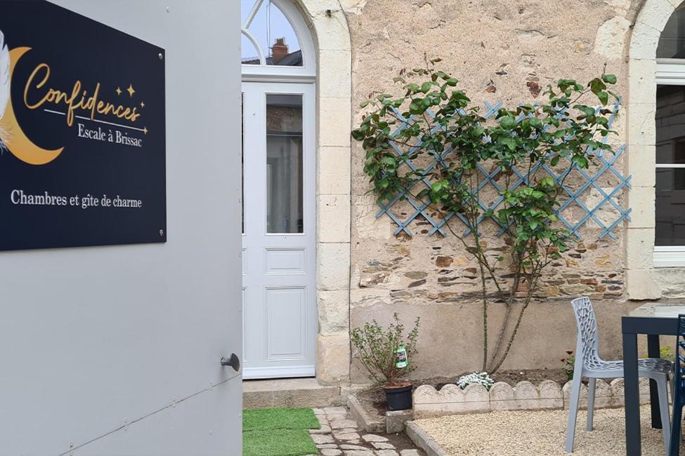 Bed and Breakfast Confidences Escale A Brissac Exterior foto