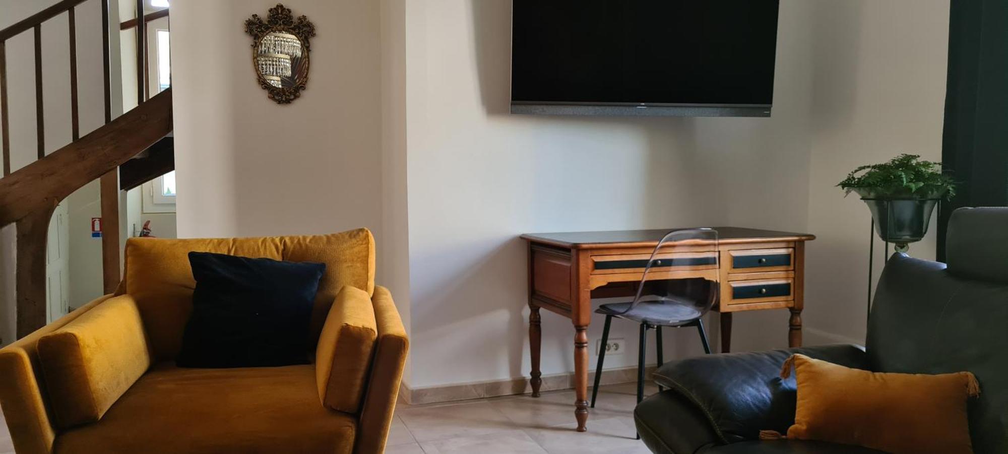 Bed and Breakfast Confidences Escale A Brissac Exterior foto