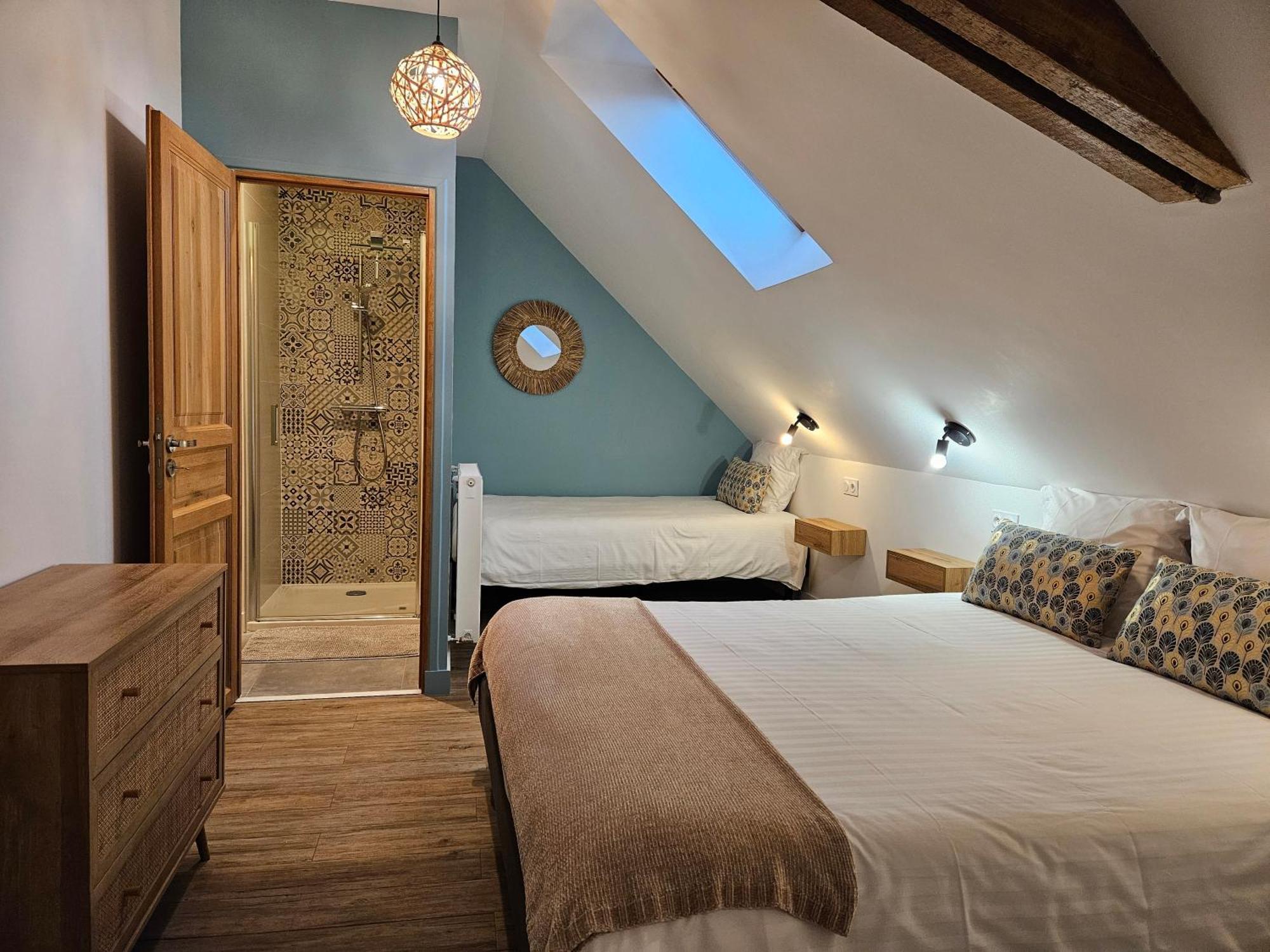 Bed and Breakfast Confidences Escale A Brissac Exterior foto