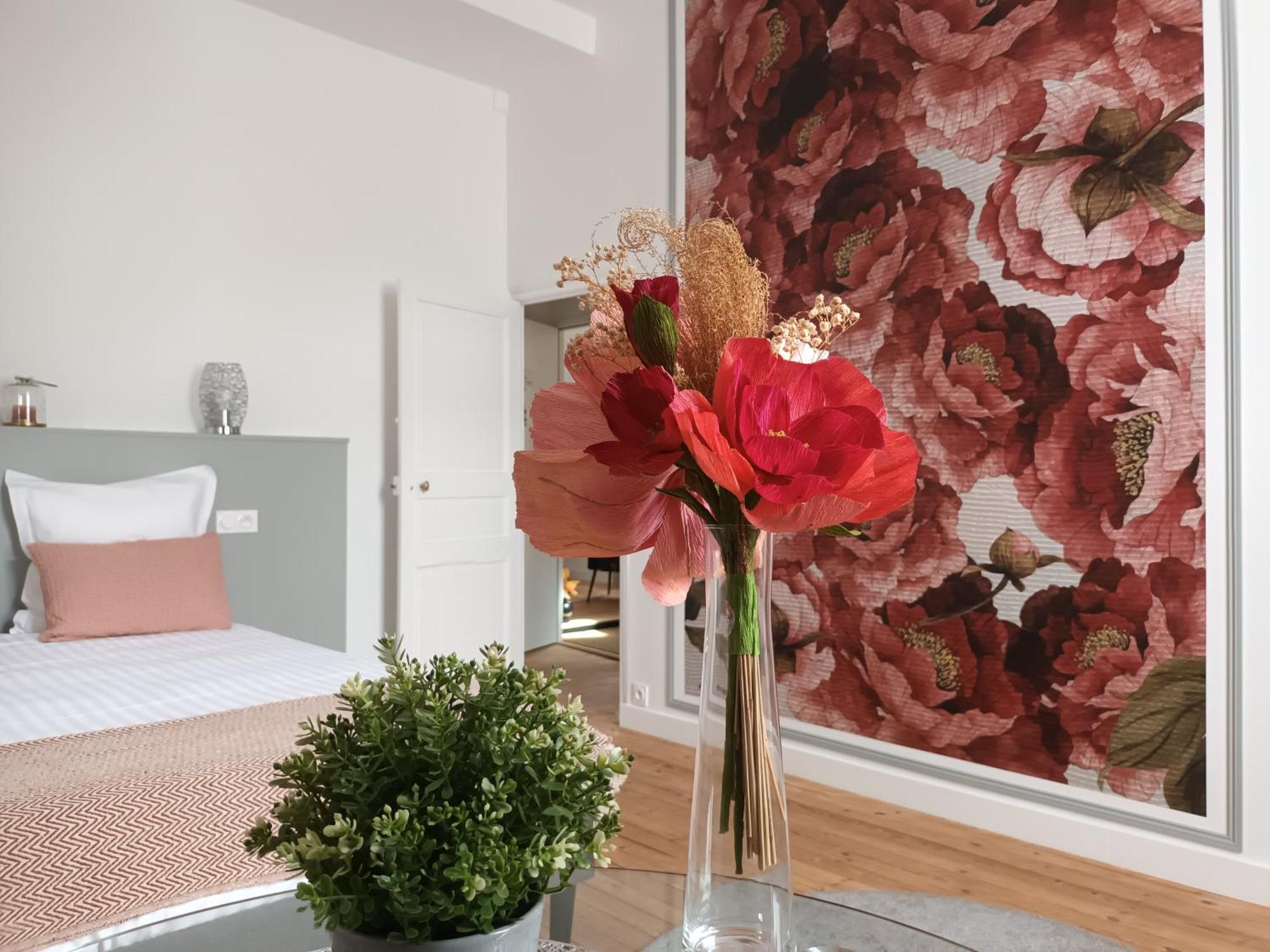 Bed and Breakfast Confidences Escale A Brissac Exterior foto