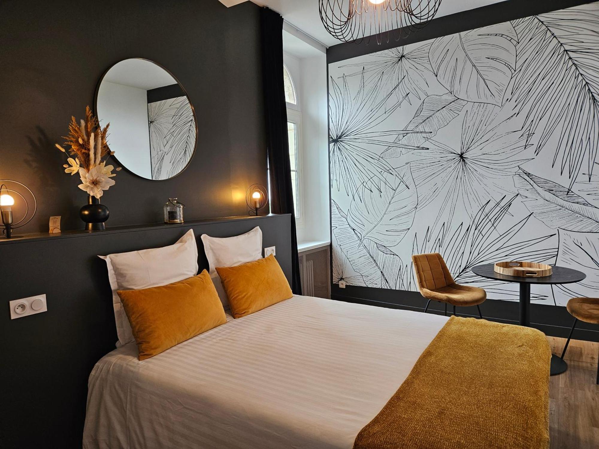 Bed and Breakfast Confidences Escale A Brissac Exterior foto